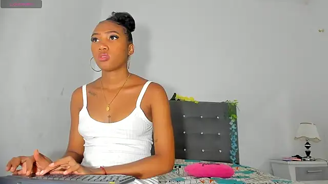 NoaBrowm online show from 09/18/25, 10:01