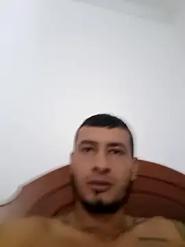 Snapshot of DrakeVega chatting on 02/01/25, 02:13 DrakeVega online show from 02/01/25, 02:13