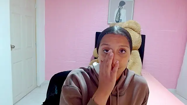 DULCE1609 online show from 02/18/25, 10:25