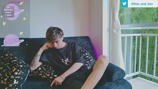 ethan and ava online show from 11/20/25, 01:11