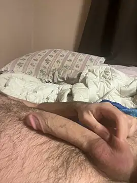 Snapshot of Klaus298 chatting on 10/25/25, 08:47 Klaus298 online show from 10/25/25, 08:47