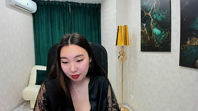 AnnaReyla online show from 02/06/25, 04:14