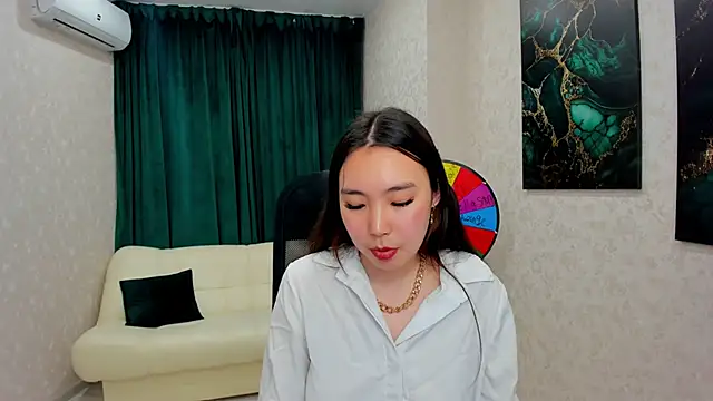 AnnaReyla online show from 03/12/25, 05:17