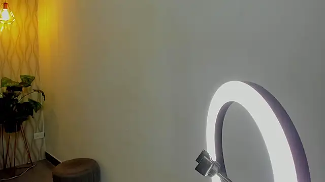 Brad Summer online show from 11/12/25, 05:13