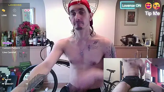 Snapshot of riffraphboi chatting on 10/03/25, 10:56 riffraphboi online show from 10/03/25, 10:56