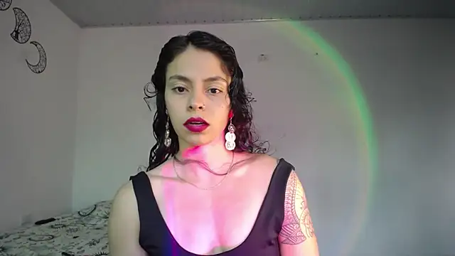 lana roman online show from 11/18/25, 08:24