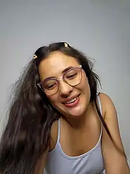 Snapshot of baaby-miiaa chatting on 01/19/25, 02:47 baaby-miiaa online show from 01/19/25, 02:47