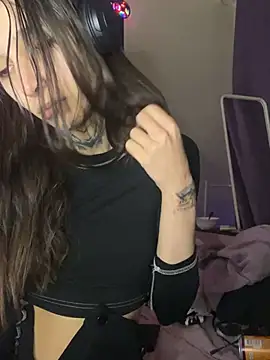 mollyEXD online show from 03/02/25, 09:11