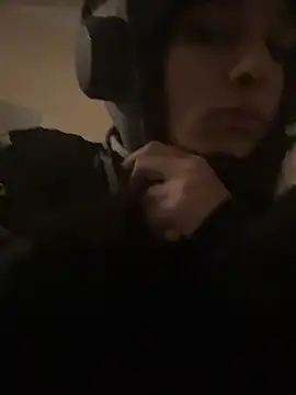 mollyEXD online show from 10/24/25, 06:37