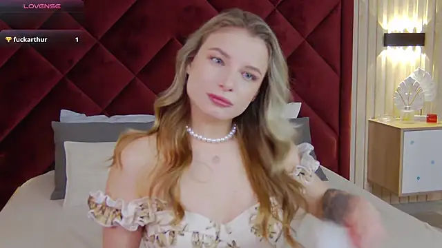 LanaSparks online show from 02/08/25, 06:01