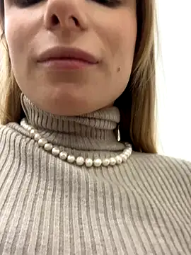 LanaSparks online show from 09/18/25, 04:25