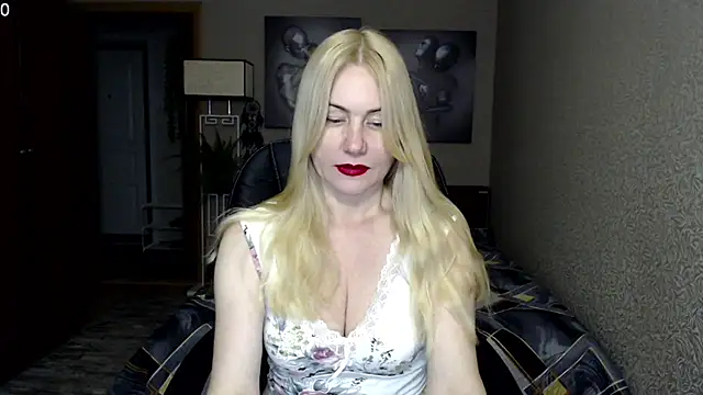 Snapshot of _Mire11a69 chatting on 02/05/25, 08:04 Mire11a69 online show from 02/05/25, 08:04