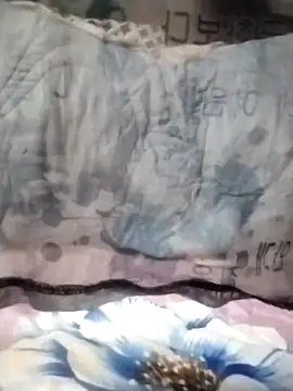 hungrydog18 online show from 10/19/25, 08:09