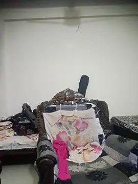 Snapshot of YourSuperTanya chatting on 03/17/25, 04:33 YourSuperTanya online show from 03/17/25, 04:33