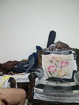 Snapshot of YourSuperTanya chatting on 03/18/25, 07:20 YourSuperTanya online show from 03/18/25, 07:20