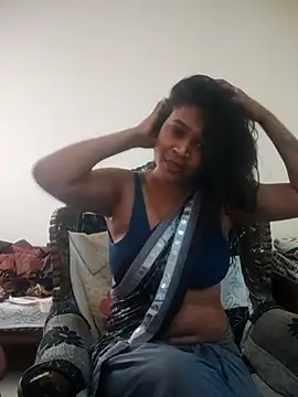 Snapshot of YourSuperTanya chatting on 03/19/25, 10:00 YourSuperTanya online show from 03/19/25, 10:00