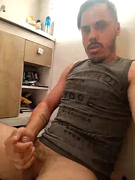 Snapshot of marquesgostoso40 chatting on 03/08/25, 10:11 marquesgostoso40 online show from 03/08/25, 10:11