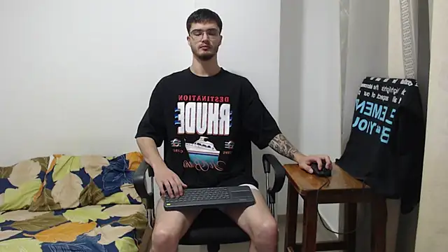 Aleex Miller online show from 10/14/25, 12:22