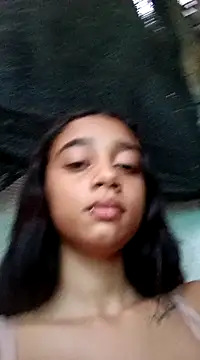Snapshot of Zoe_Sweett18 chatting on 01/27/25, 10:06 Zoe Sweett18 online show from 01/27/25, 10:06