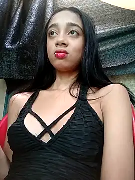 Snapshot of Zoe_Sweett18 chatting on 03/04/25, 08:05 Zoe Sweett18 online show from 03/04/25, 08:05