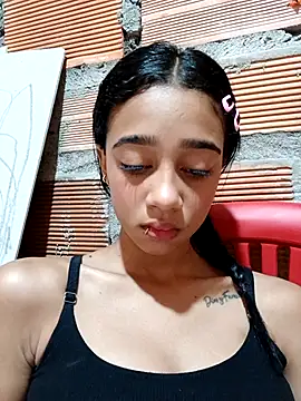 Snapshot of Zoe_Sweett18 chatting on 09/26/25, 12:31 Zoe Sweett18 online show from 09/26/25, 12:31