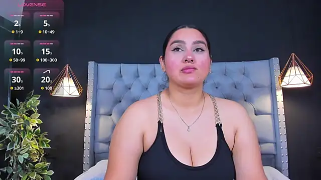 AlexaMora  online show from 09/13/25, 11:32