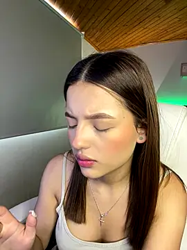 Sofia18 pinkk online show from 10/12/25, 07:13