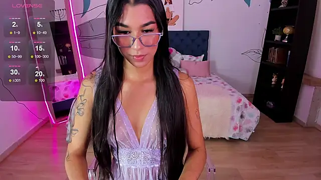 Snapshot of Dana_Paula chatting on 10/23/25, 11:42 Dana Paula online show from 10/23/25, 11:42