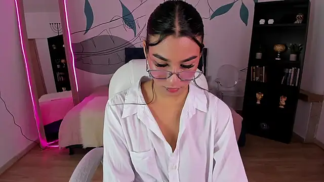 Snapshot of Dana_Paula chatting on 11/07/25, 11:54 Dana Paula online show from 11/07/25, 11:54