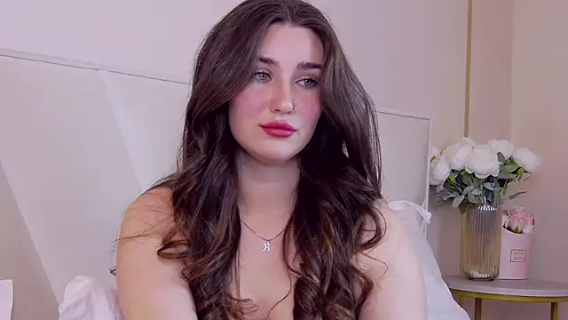 KiraBarlows online show from 02/06/25, 10:53