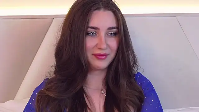 KiraBarlows online show from 02/19/25, 12:46