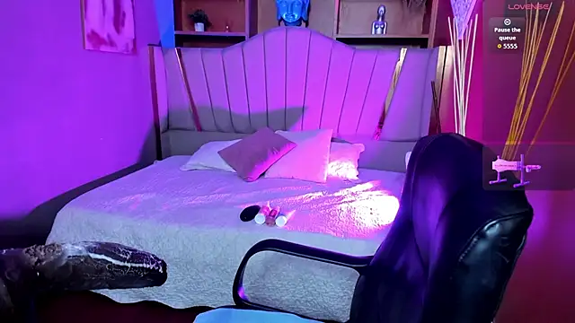 Rosie jhons online show from 11/08/25, 03:39