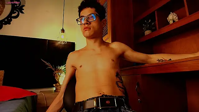 wolfandsky online show from 10/06/25, 11:51