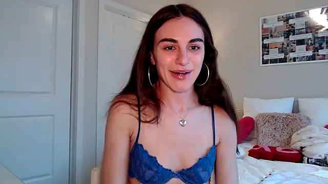 Snapshot of graciesmith27 chatting on 02/24/25, 10:14 graciesmith27 online show from 02/24/25, 10:14