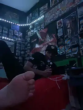 Snapshot of Blade_Ryder666 chatting on 10/08/25, 01:03 Blade Ryder666 online show from 10/08/25, 01:03