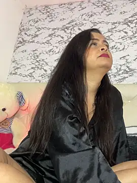 Lili  taylor online show from 11/20/25, 10:53