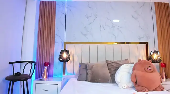 Snapshot of Pocahontas_BGB chatting on 01/22/25, 11:43 Pocahontas BGB online show from 01/22/25, 11:43