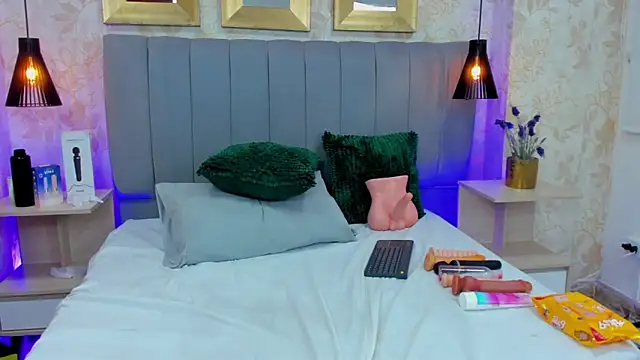 Snapshot of Pocahontas_BGB chatting on 03/06/25, 01:58 Pocahontas BGB online show from 03/06/25, 01:58