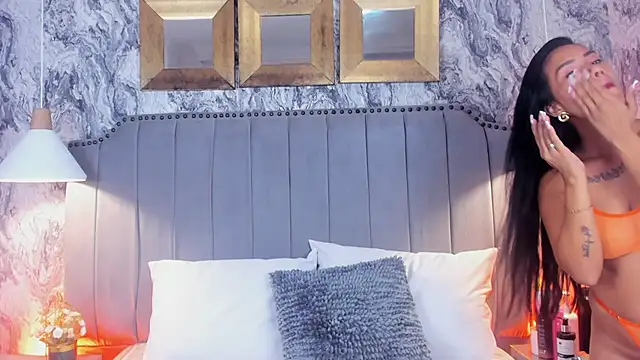 Snapshot of Pocahontas_BGB chatting on 09/15/25, 08:42 Pocahontas BGB online show from 09/15/25, 08:42