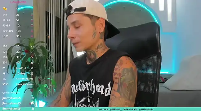 Snapshot of tattokoi chatting on 03/01/25, 11:47 tattokoi online show from 03/01/25, 11:47