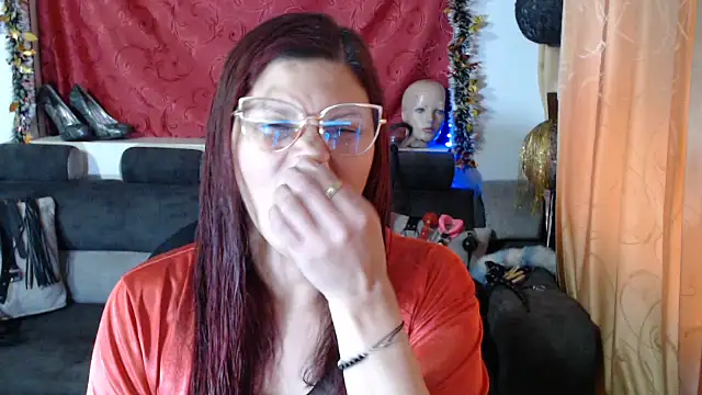 sachaclinford online show from 11/21/25, 07:56