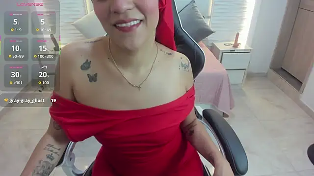 Zulema hamdi online show from 10/31/25, 10:05