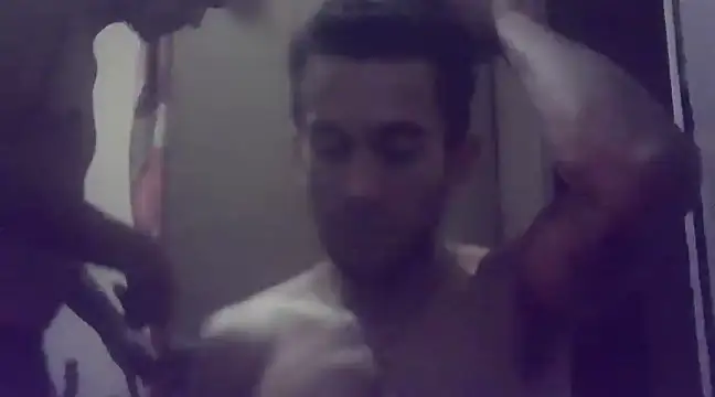 Snapshot of EstebanAkyLu chatting on 01/17/25, 03:12 EstebanAkyLu online show from 01/17/25, 03:12