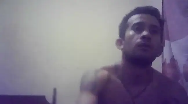 Snapshot of EstebanAkyLu chatting on 01/17/25, 10:55 EstebanAkyLu online show from 01/17/25, 10:55