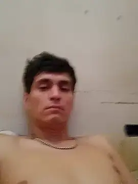 Snapshot of EstebanAkyLu chatting on 02/03/25, 05:56 EstebanAkyLu online show from 02/03/25, 05:56