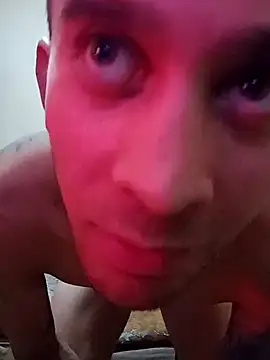 Snapshot of EstebanAkyLu chatting on 03/12/25, 08:41 EstebanAkyLu online show from 03/12/25, 08:41