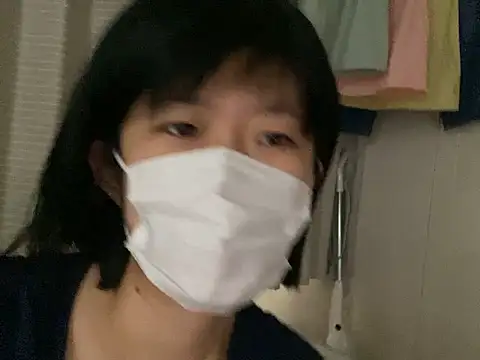 Snapshot of riri_riri_jp chatting on 10/10/25, 11:26 riri riri jp online show from 10/10/25, 11:26