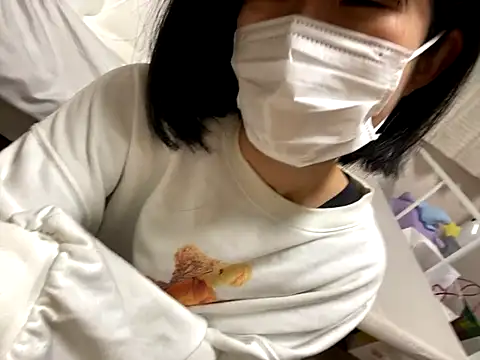 Snapshot of riri_riri_jp chatting on 10/23/25, 09:41 riri riri jp online show from 10/23/25, 09:41