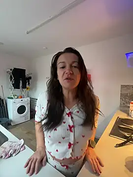 GoddessLucyRose online show from 10/04/25, 08:34