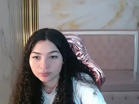 shalon diaz s online show from 03/05/25, 01:06